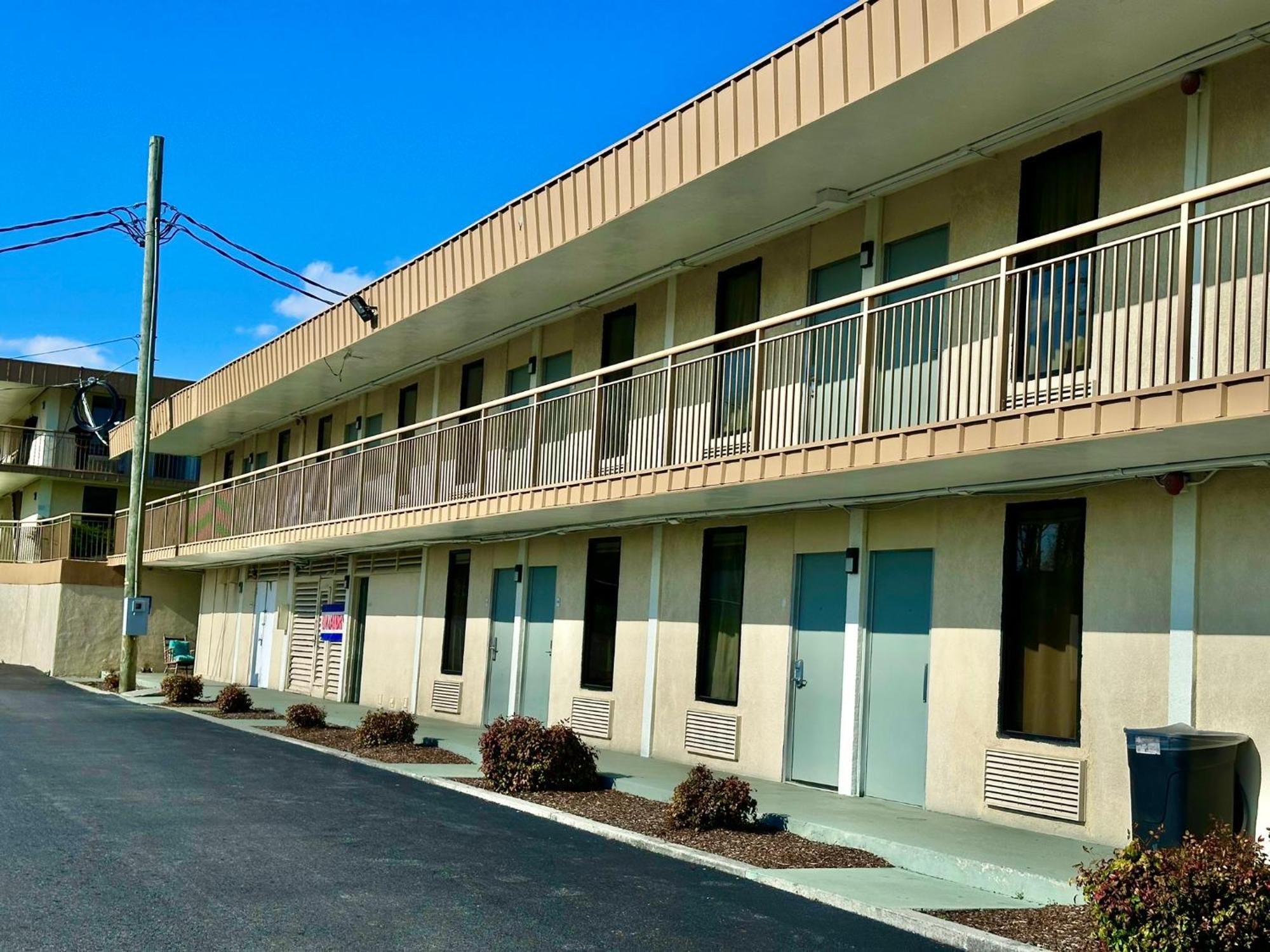 Travel Inn Bristol Near State Street Екстер'єр фото