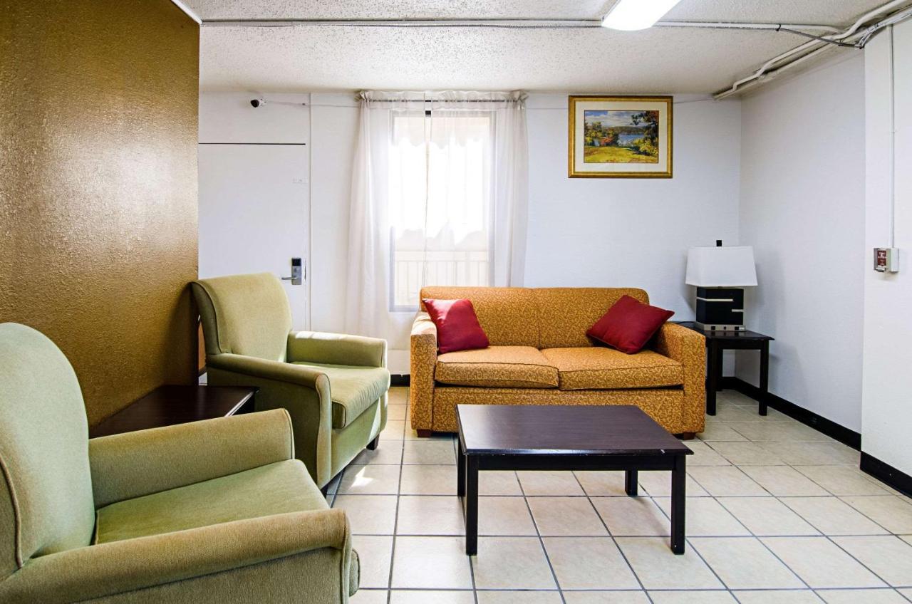Travel Inn Bristol Near State Street Екстер'єр фото